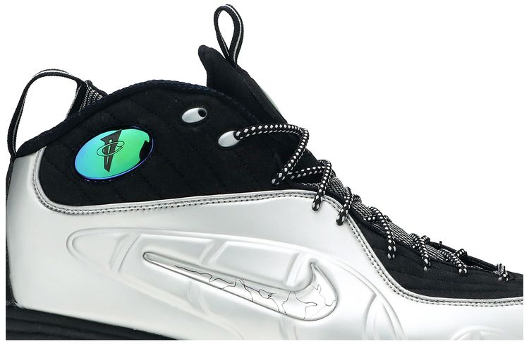 Nike 12 Cent Black Silver