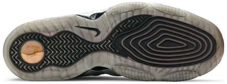 Nike 12 Cent Black Silver