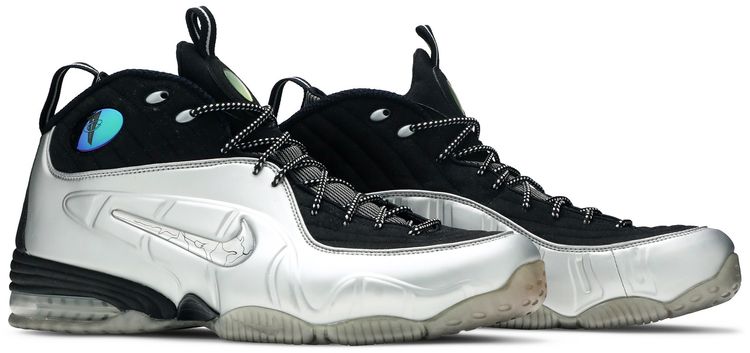 Nike 12 Cent Black Silver