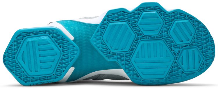 Nike LeBron 13 Hologram