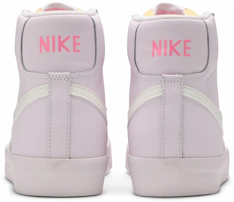 Nike Wmns Blazer Mid 77 Digital Pink