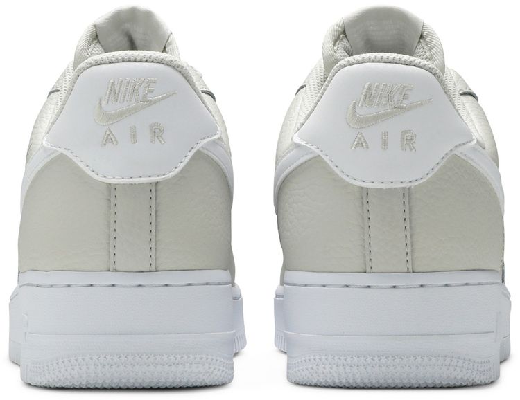 Nike Air Force 1 07 Light Bone
