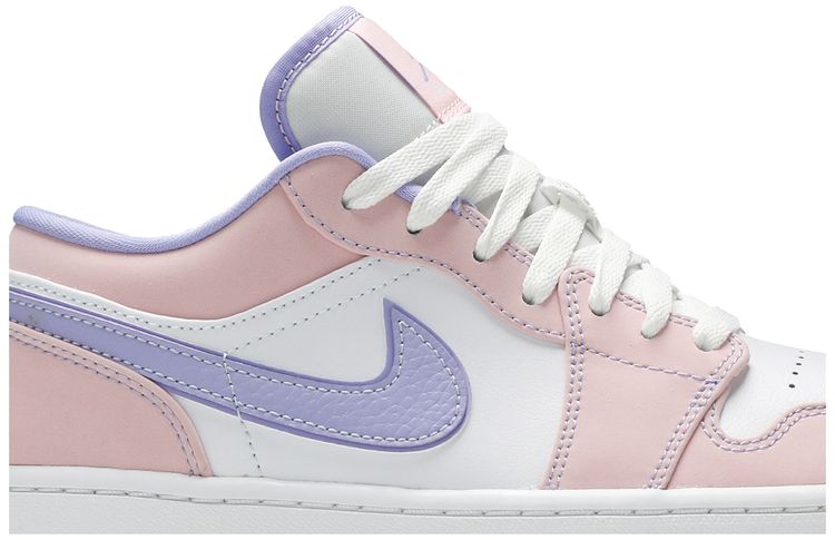 Air Jordan 1 Low SE Arctic Punch