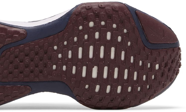 Nike Wmns ZoomX Invincible 3 Black Iron Grey