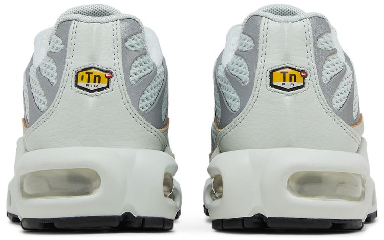 Nike Wmns Air Max Plus Light Silver