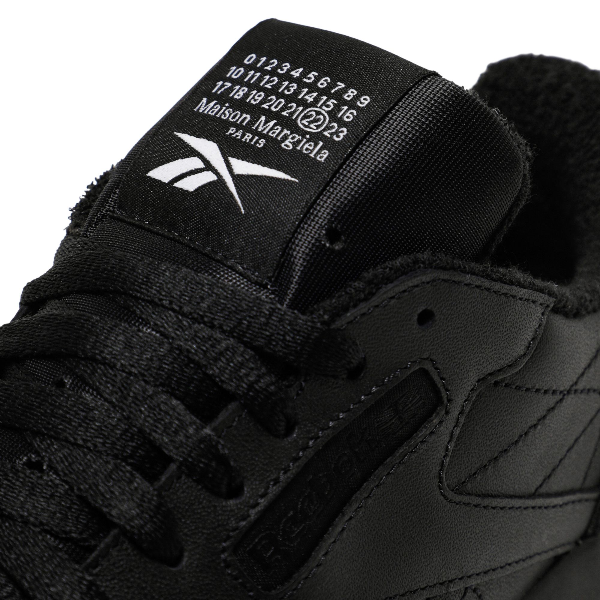 Buy Reebok Maison Margiela x Classic Leather Tabi 'Black