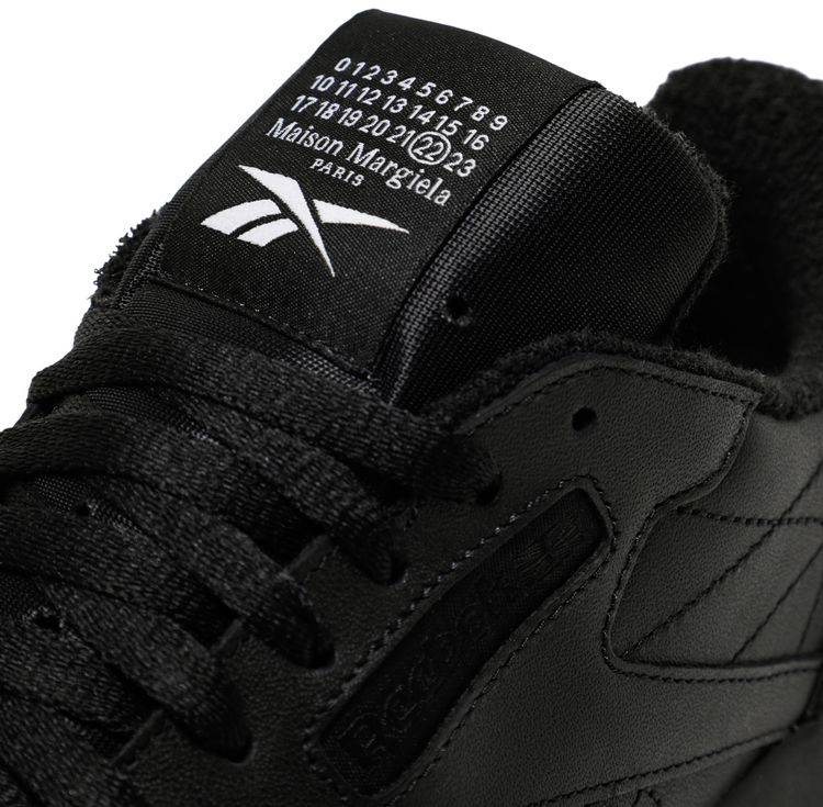 Maison Margiela x Classic Leather Tabi Black