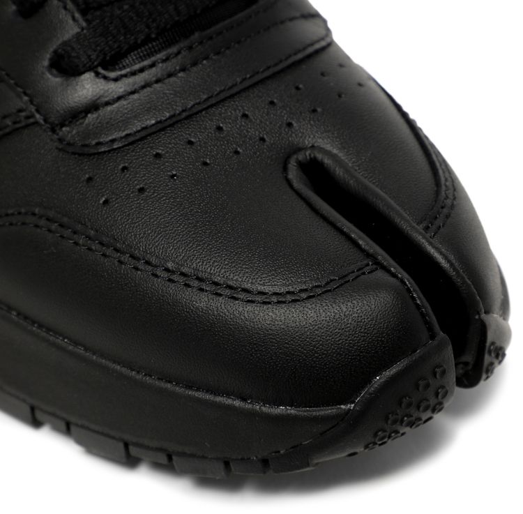 Maison Margiela x Classic Leather Tabi Black