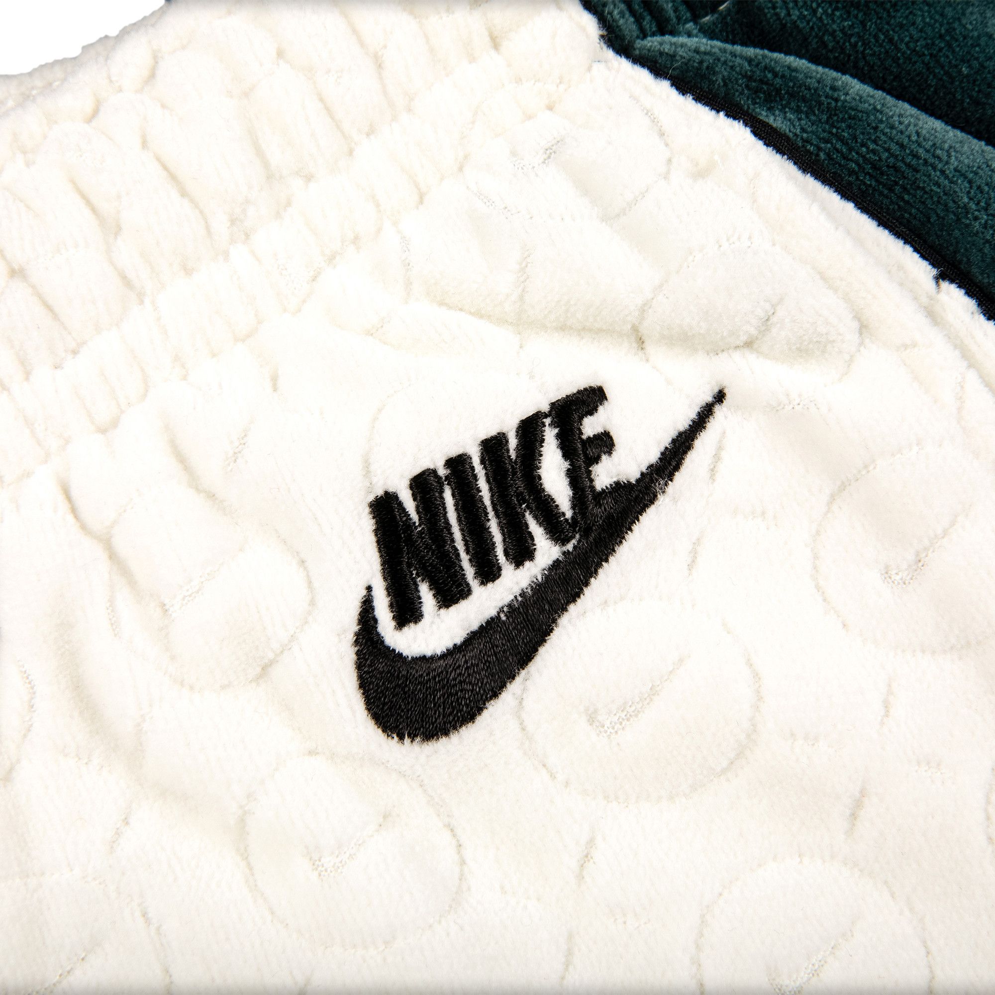 Buy Supreme x Nike Velour Track Pant 'White' - SS21P6 WHITE Buy Supreme x Nike Velour Track Pant 'White' - SS21P6 WHITE