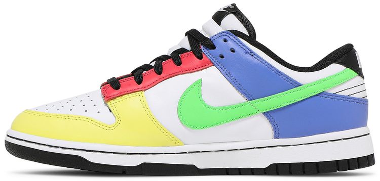Wmns Dunk Low Green Strike