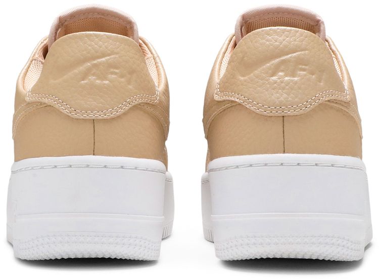 Nike Wmns Air Force 1 Sage Low Desert Ore