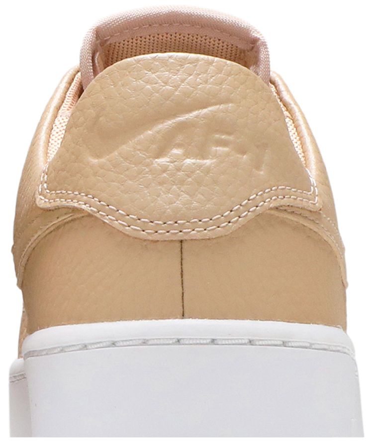 Nike Wmns Air Force 1 Sage Low Desert Ore