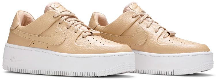 Nike Wmns Air Force 1 Sage Low Desert Ore