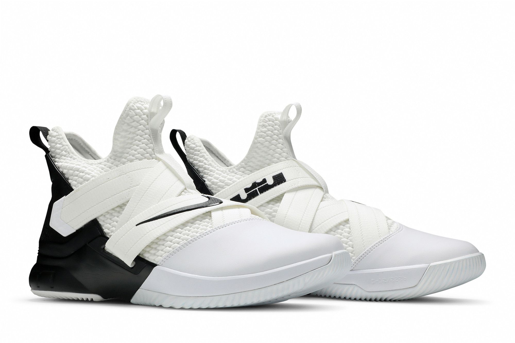 Nike lebron soldier 12 black and white deals