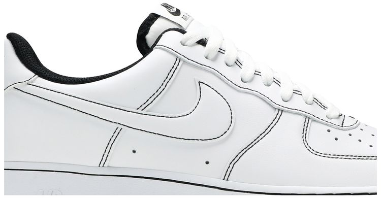 Nike Air Force 1 07 Contrast Stitch