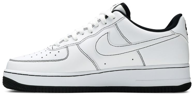 Nike Air Force 1 07 Contrast Stitch