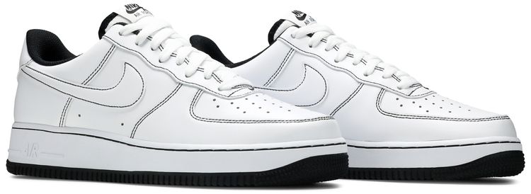 Nike Air Force 1 07 Contrast Stitch