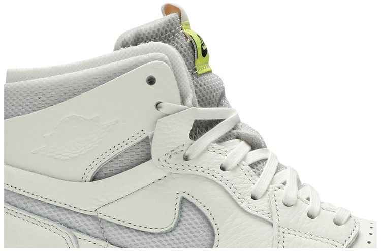 Wmns Air Jordan 1 High Zoom Pearl White
