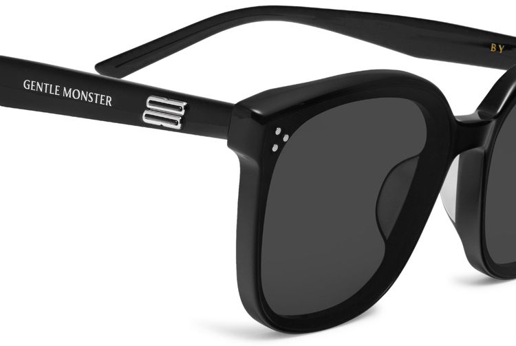 Gentle Monster By 01 Sunglasses Black