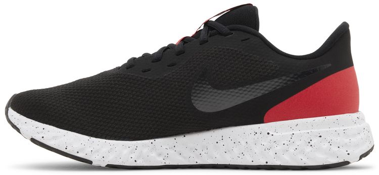Nike Revolution 5 Extra Wide Bred