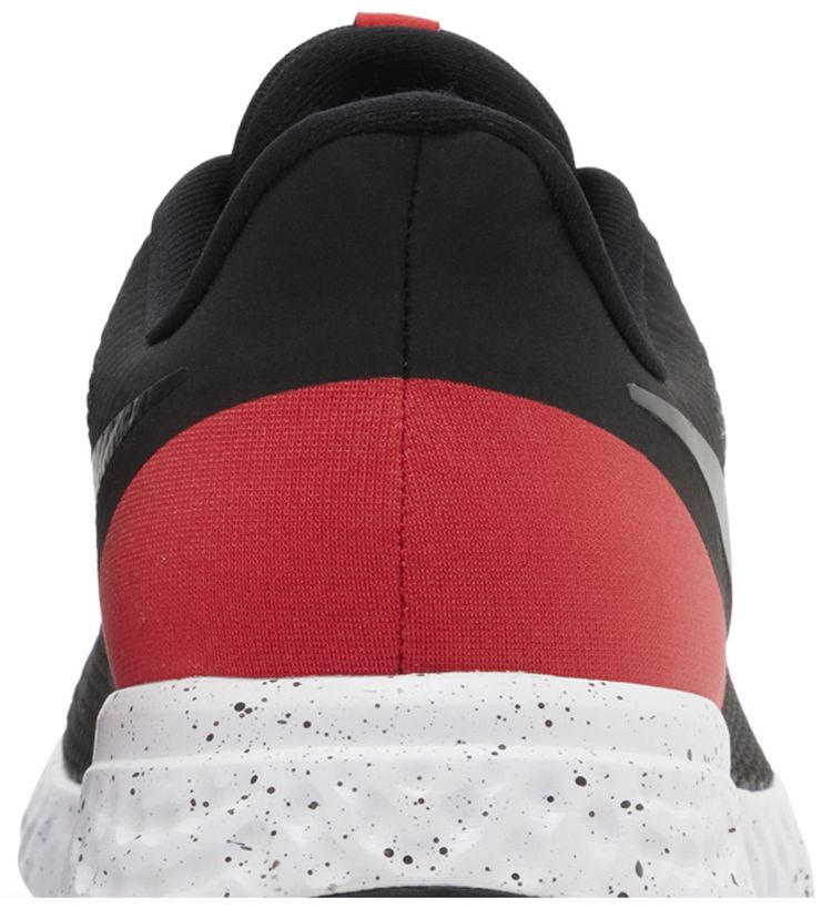 Nike Revolution 5 Extra Wide Bred