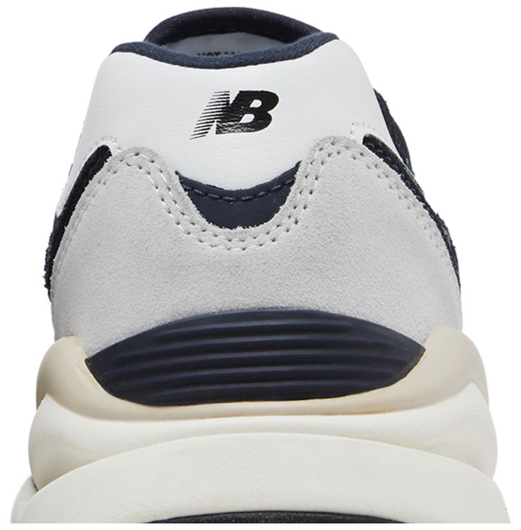 New Balance 5740 Black Sea Salt