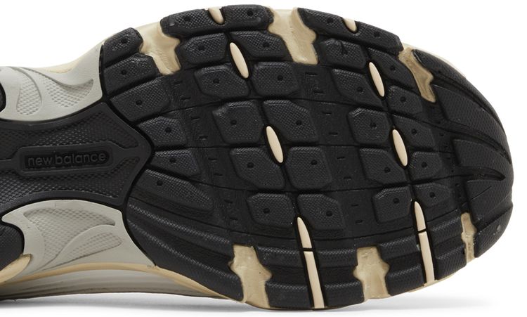 New Balance 530 White Sun Glow