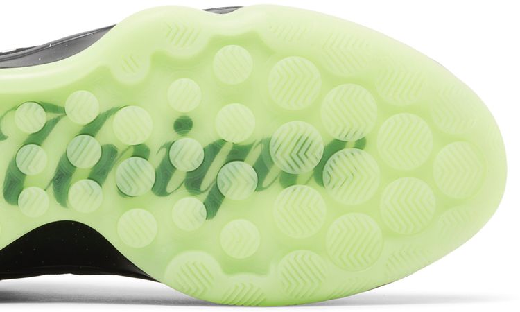 Victor Wembanyama x Air Zoom GT Hustle 2 Alien
