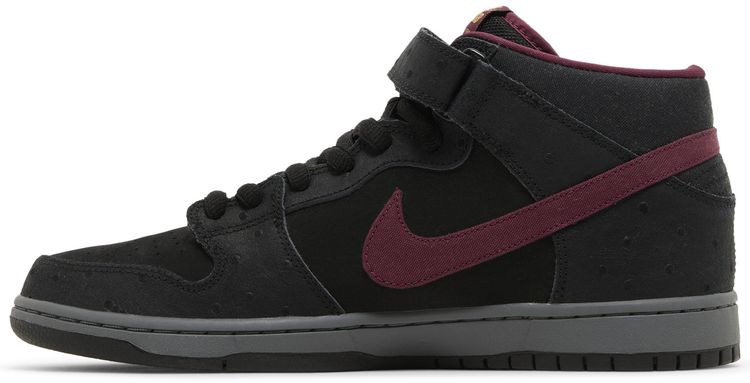 Nike Dunk Mid Pro Sb
