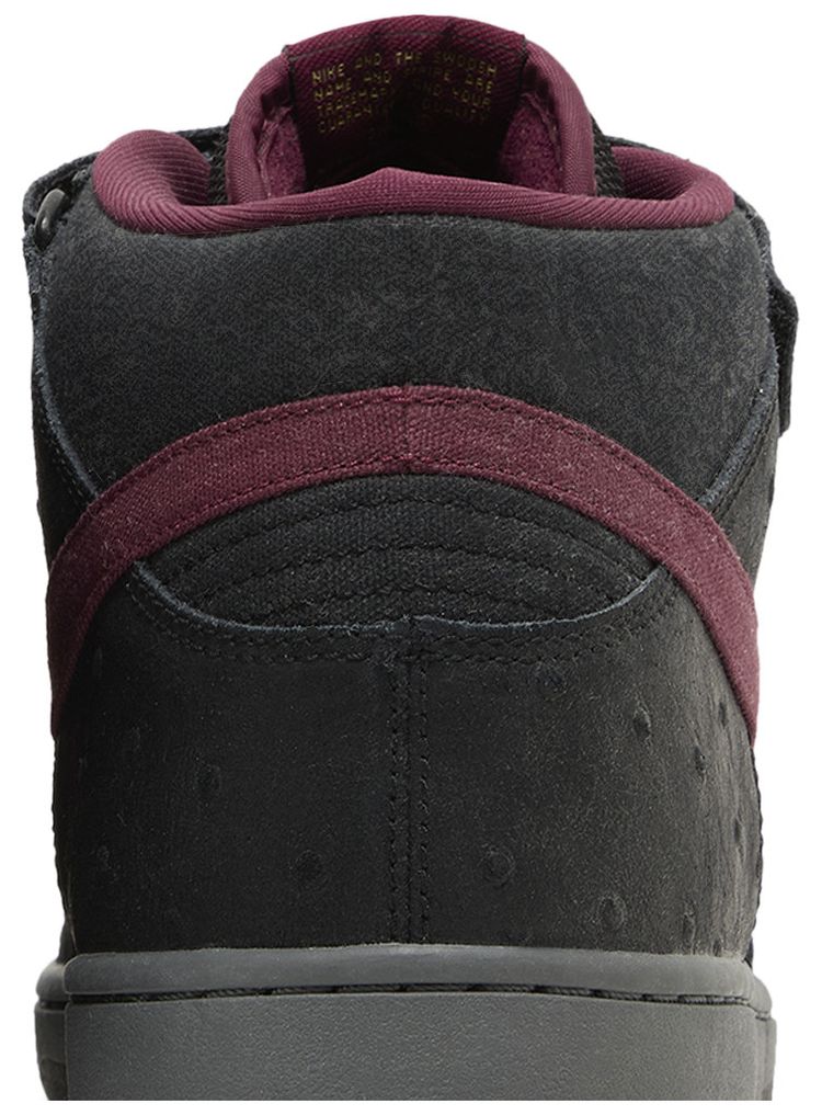 Nike Dunk Mid Pro Sb