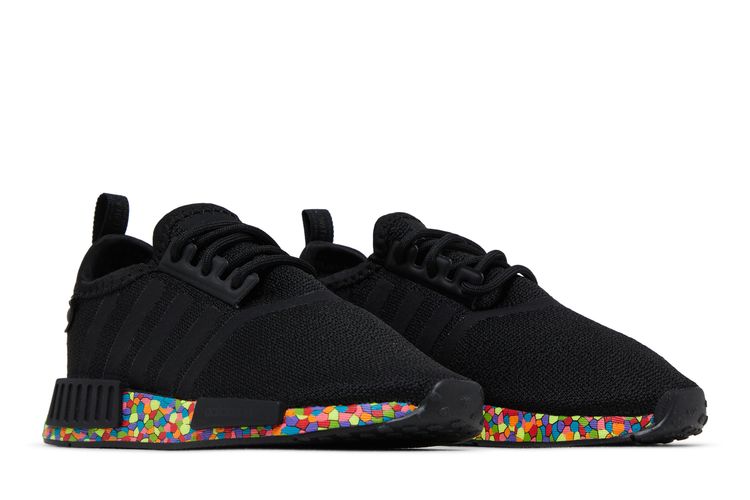 adidas gazelle silver green womens adidas NMD R1 Preschool Running Shoes Black FW0415 – Shoe Palace main image 1