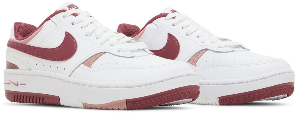 Nike Wmns Gamma Force 'desert Berry'