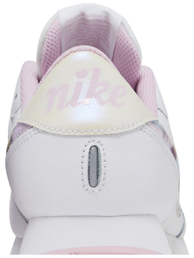 Nike MD Valiant GS Fuzzy Floral Print