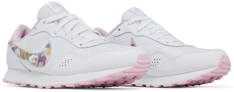 Nike MD Valiant GS Fuzzy Floral Print
