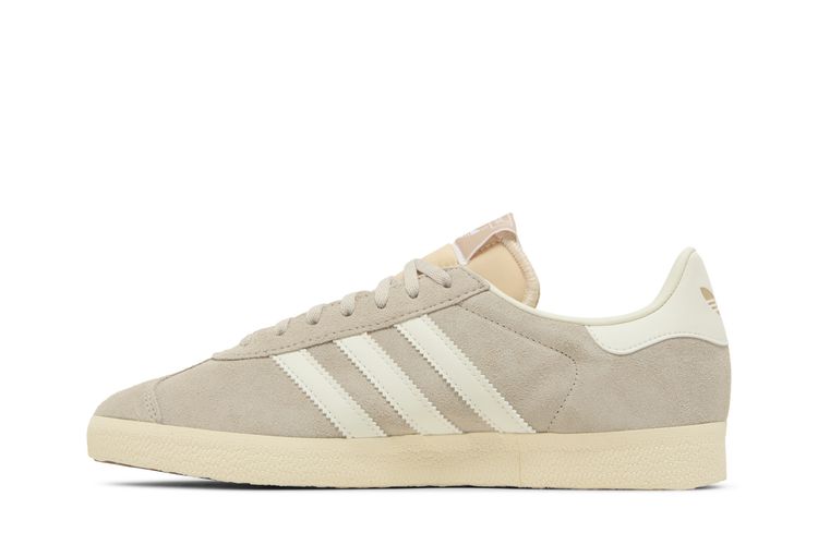 adidas gazelle silver green womens Adidas Tokyo Wonder Quartz Off White Gum – Newcop