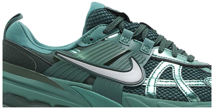 Nike Wmns V2K Run Bicoastal Vintage Green