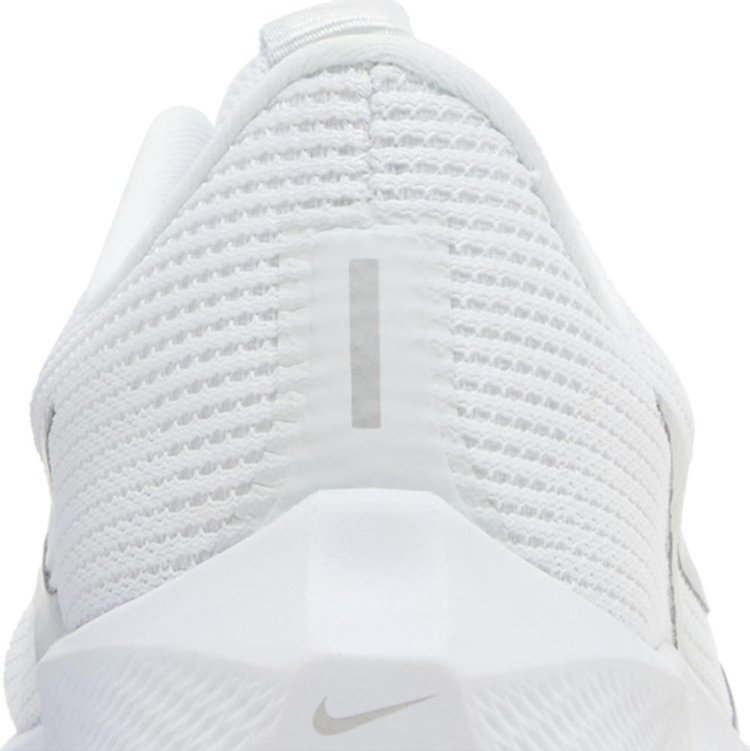 Wmns Air Zoom Pegasus 40 White Metallic Silver