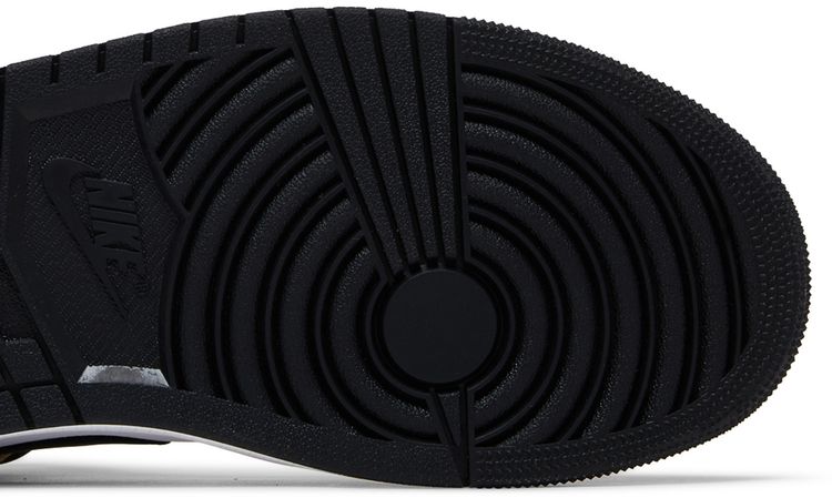 Air Jordan 1 High FlyEase Yellow Ochre