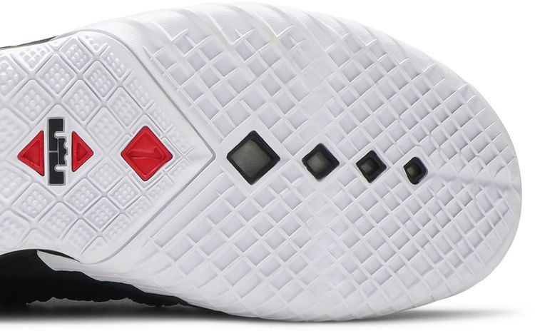 Nike LeBron 18 Black University Red