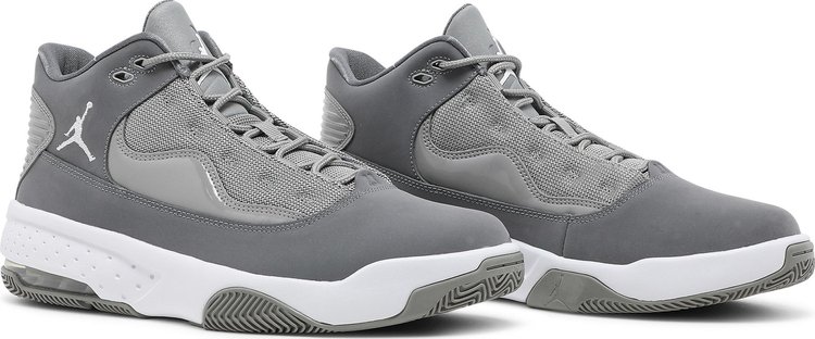 Jordan Max Aura 2 Medium Grey