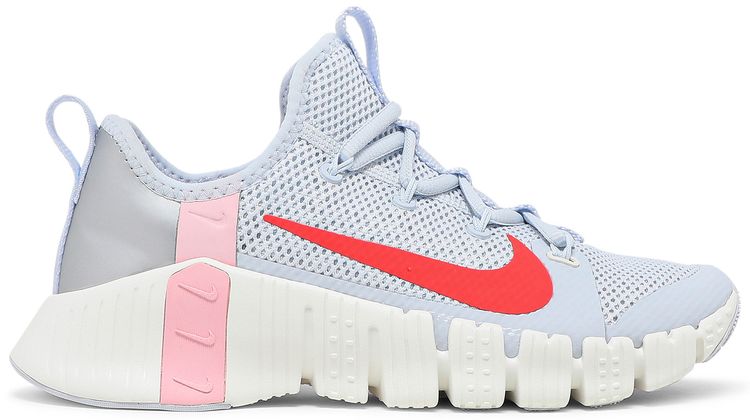Nike Wmns Free Metcon 3 Football Grey Bright Crimson