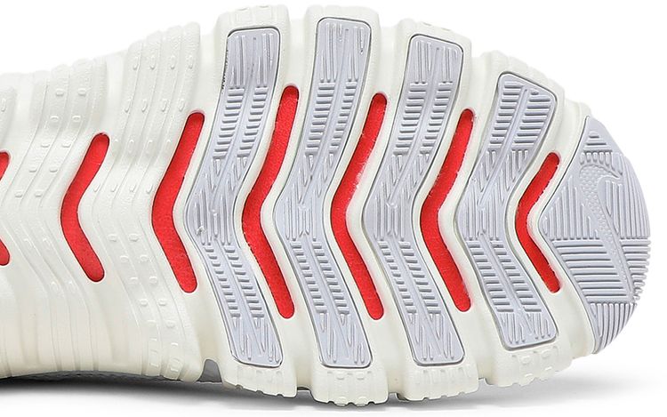 Nike Wmns Free Metcon 3 Football Grey Bright Crimson