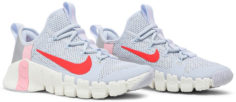Nike Wmns Free Metcon 3 Football Grey Bright Crimson