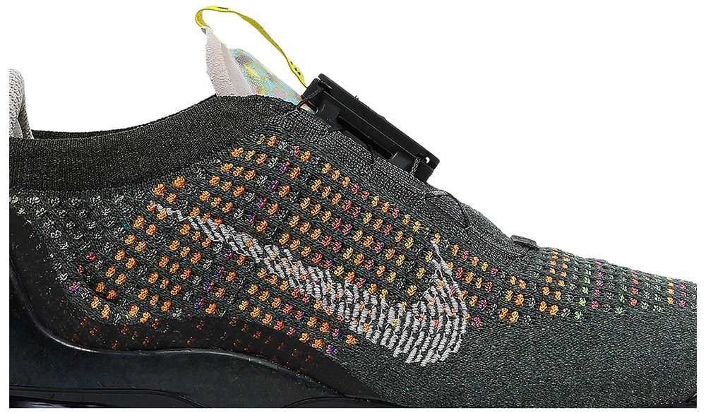 vapormax flyknit newsprint