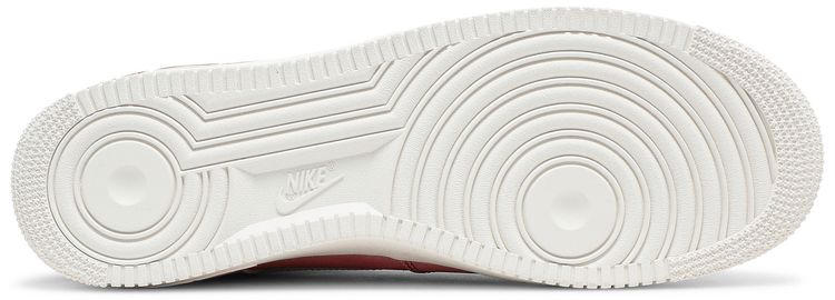 Nike Air Force 1 07 LV8 Dusty Red