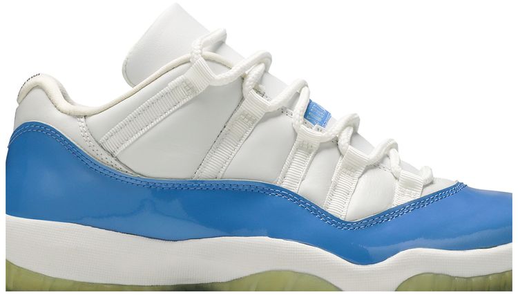 Air Jordan 11 Retro Low Columbia 2001
