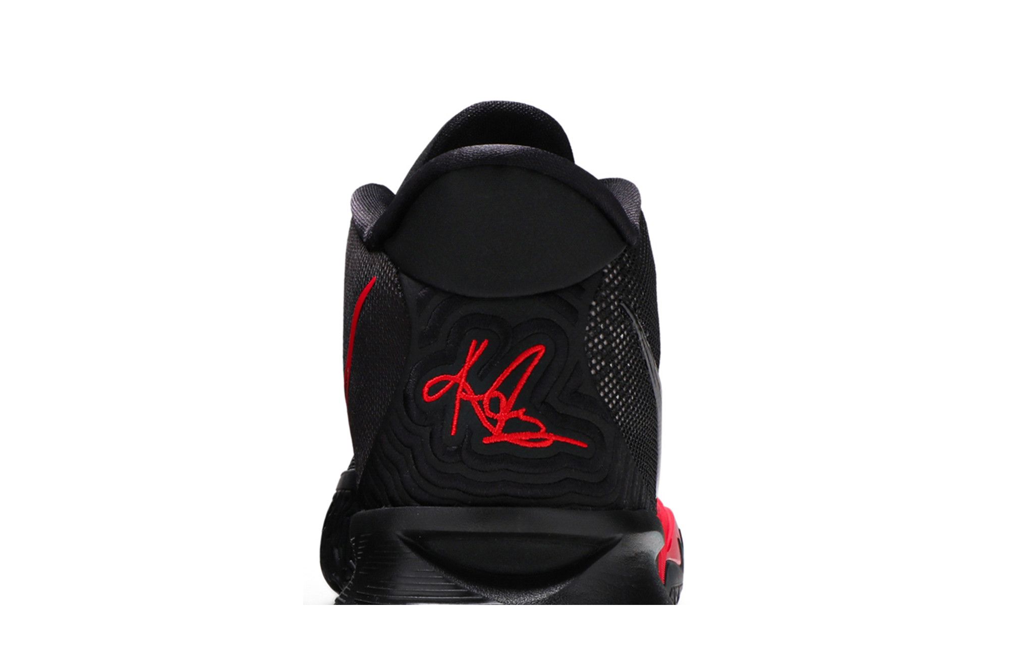 Kyrie bred cheap