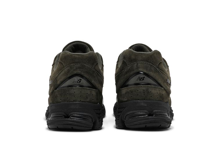Buy New Balance 2002R 