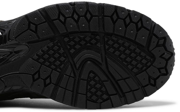 New Balance 2002R Olive