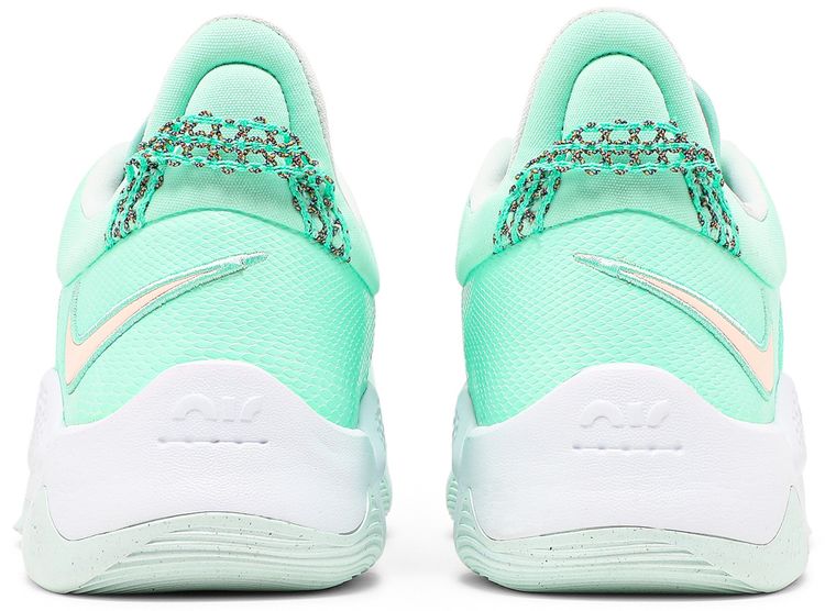 Nike PG 5 Play for the Future